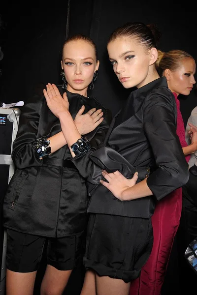 Look 35